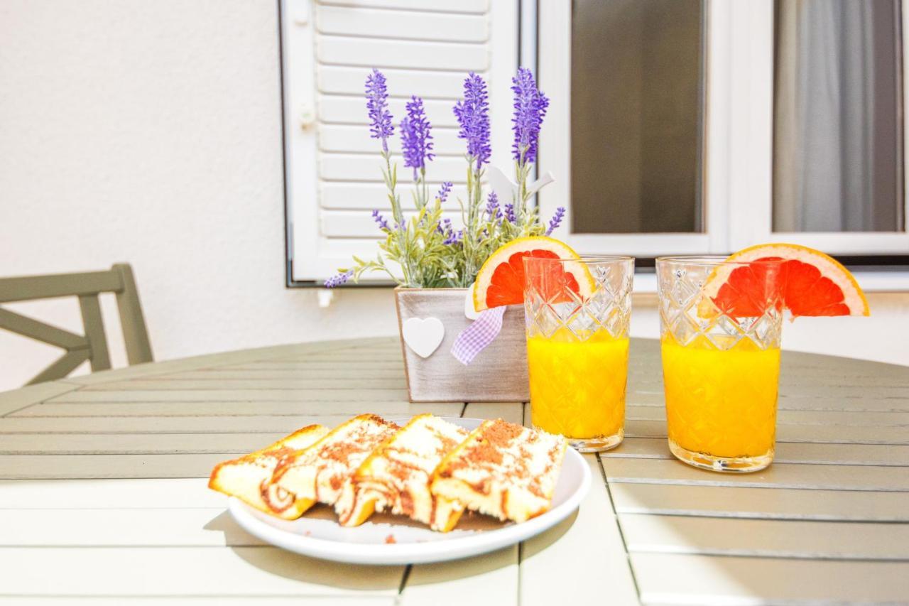 Slivnica Guest House Marla מראה חיצוני תמונה