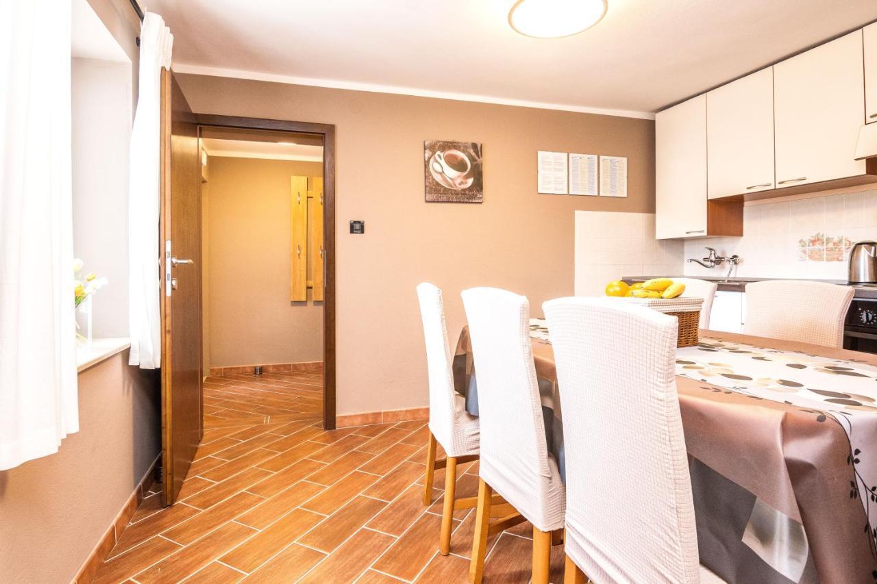 Slivnica Guest House Marla מראה חיצוני תמונה